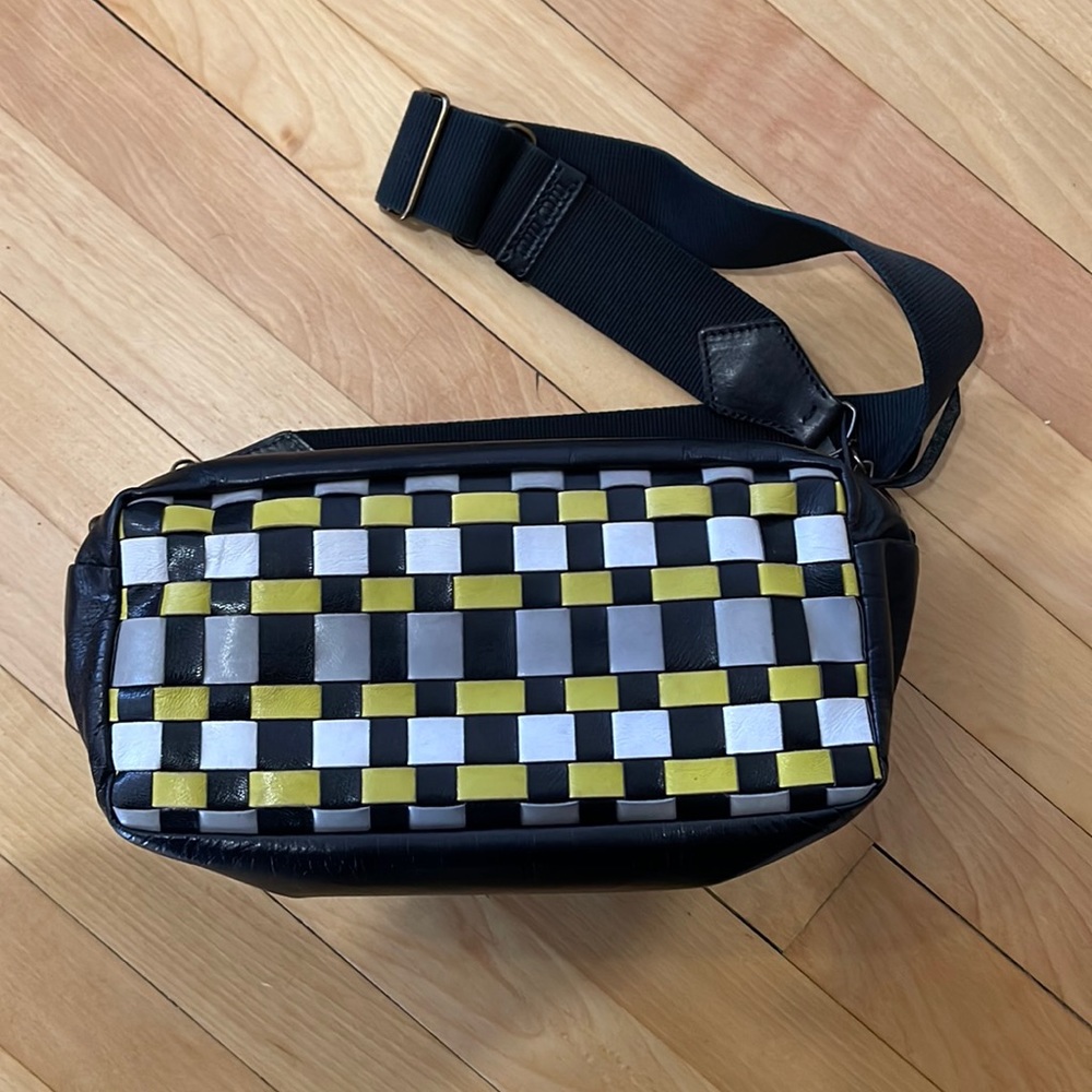 VINTAGE MIU MIU SHOULDER BAG - Picture 2 of 12